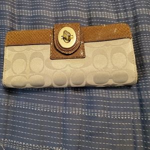 Coach wallet